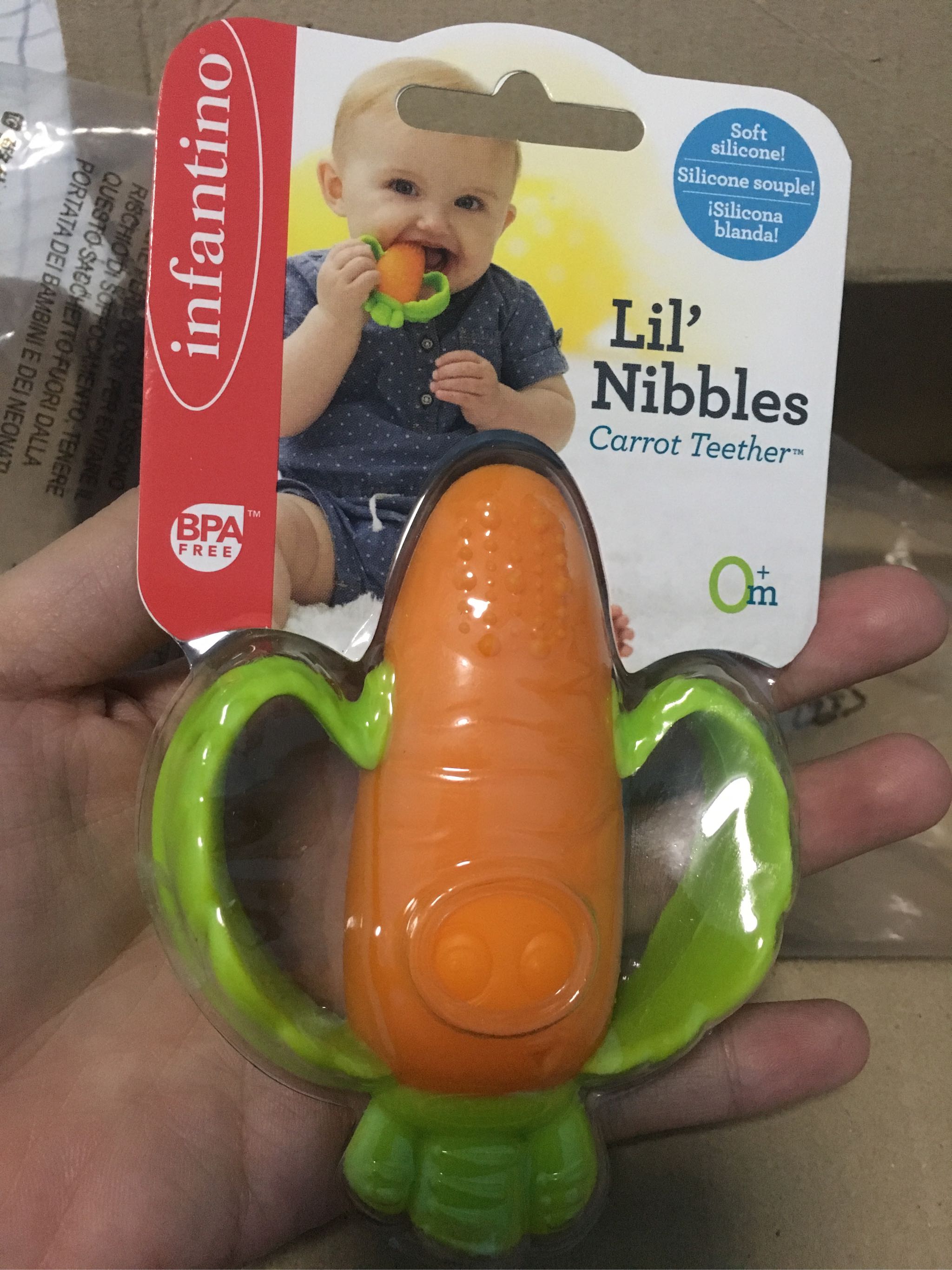 Infantino good bites store textured carrot teether