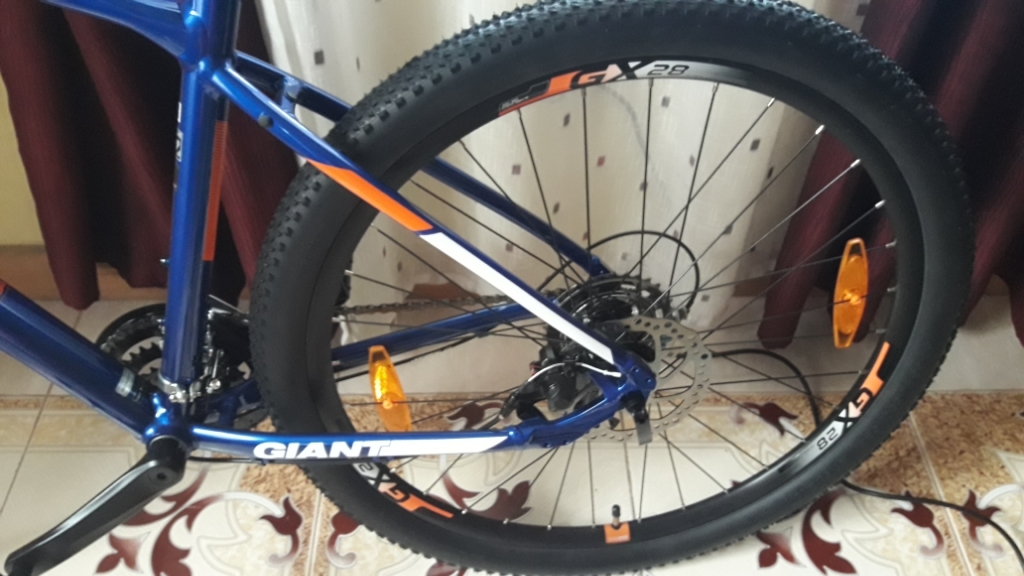 Giant atx blue online orange