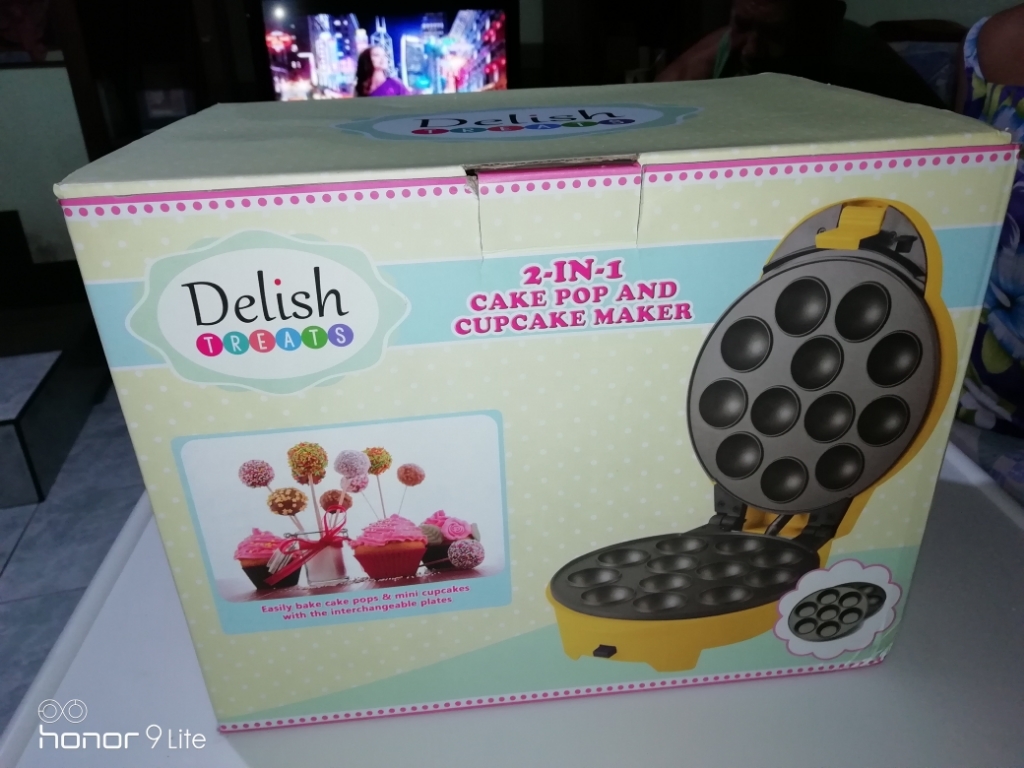 Delish Treats Cake Pop And Cupcake Maker Yellow Bake Baking Cake