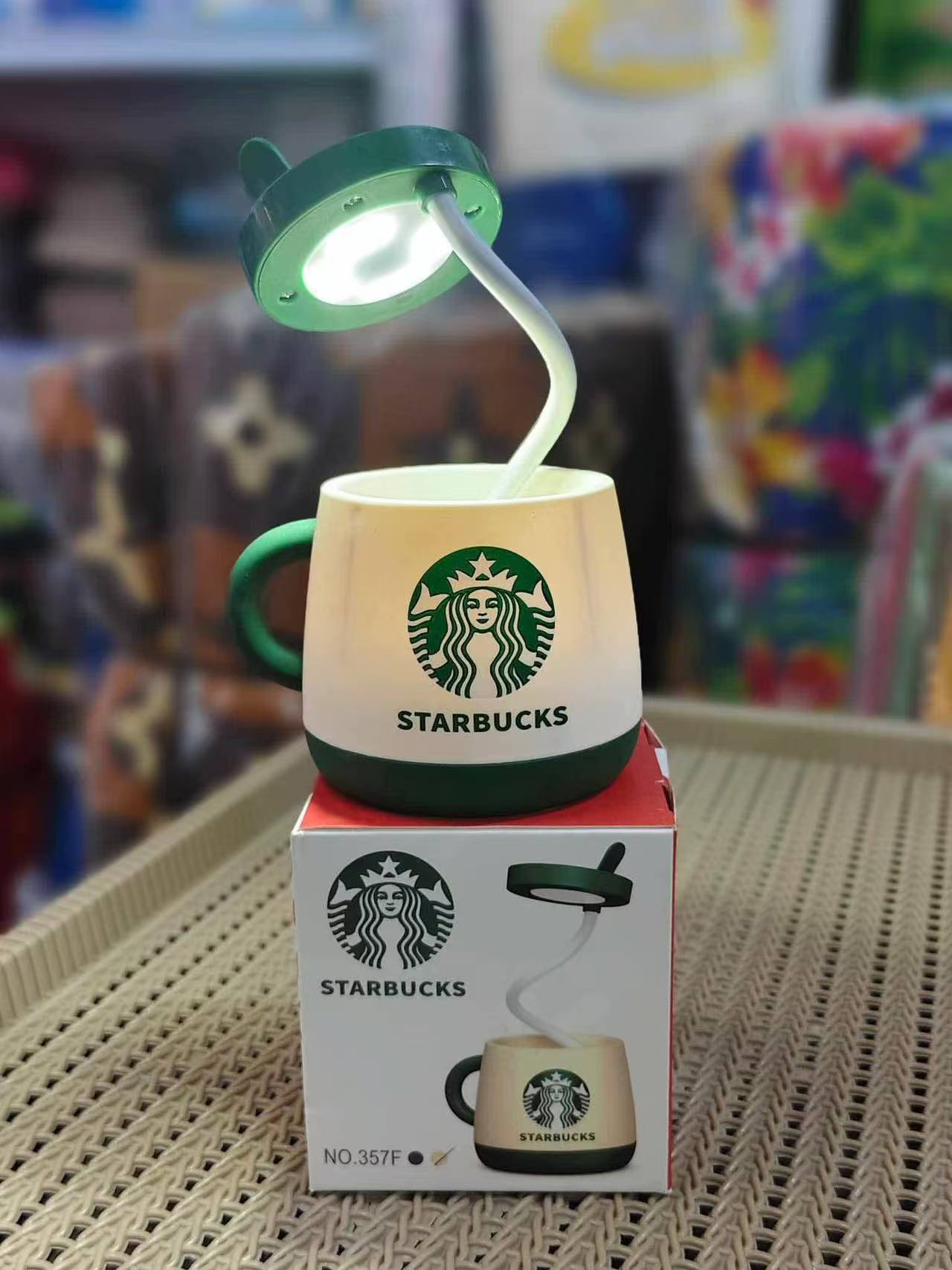 LED Table Lamp Battery Power Foldable Children Reading Eye Protection Desk Lamp Night Illumination Night Lights