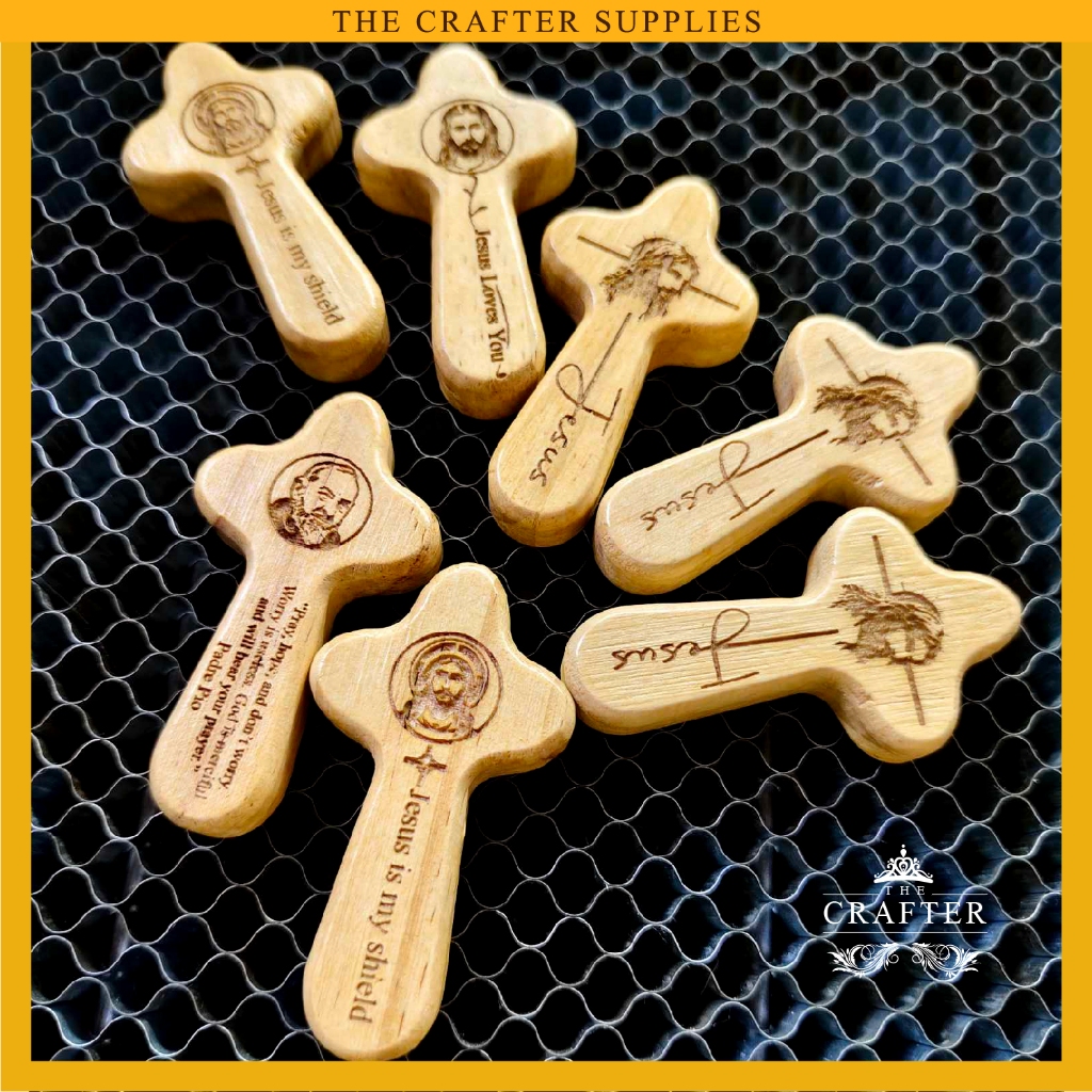1pc Wood Mini Cross Holding Cross Comfort Cross Praying Cross Christening Souvenir Holy Land