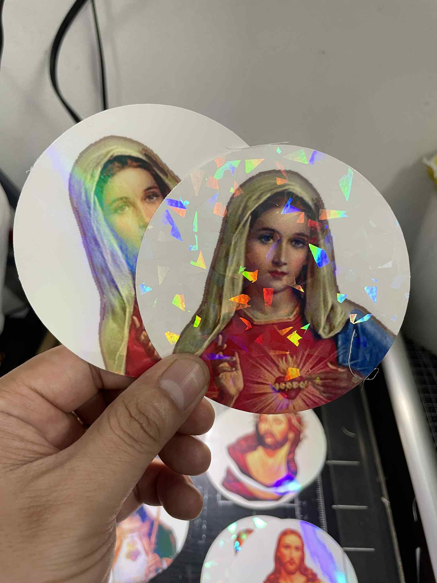 MAMA MARY LOGO PREMIUM QUALITY STICKER BUY 1 TAKE 1 (waterproof scratch proof non faded)
