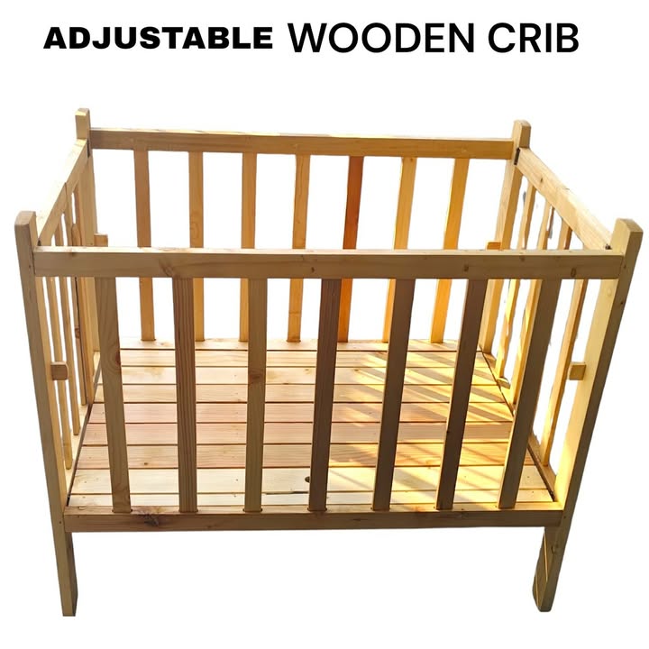 WOODEN CRIB (KUNA) ADJUSTABLE floor up and down and foldable VARNISHED