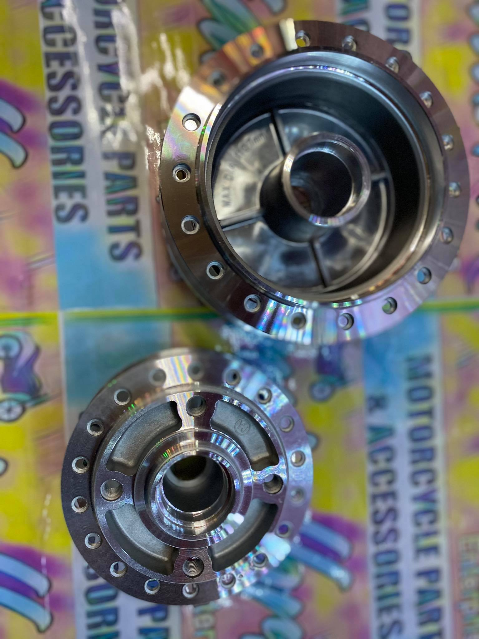 XRM FRONT AND REAR HUB (ALLOY) review and price