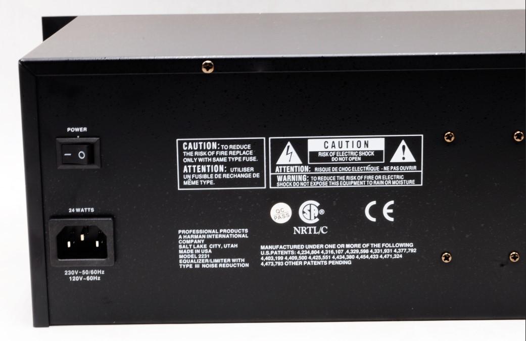 DBX 2231 20 SERIES Graphic Equalizer/Limiter with Type III Noise