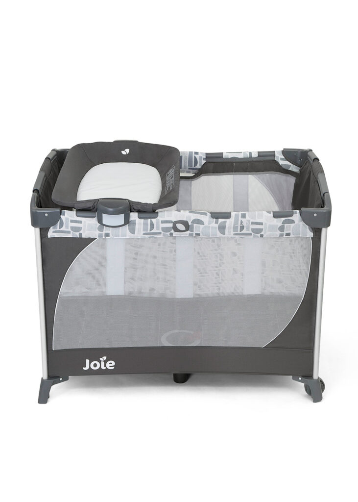Joie Commuter™ Change with Bassinet Travel Cot Playpen Crib - Birth Up to 15 kg