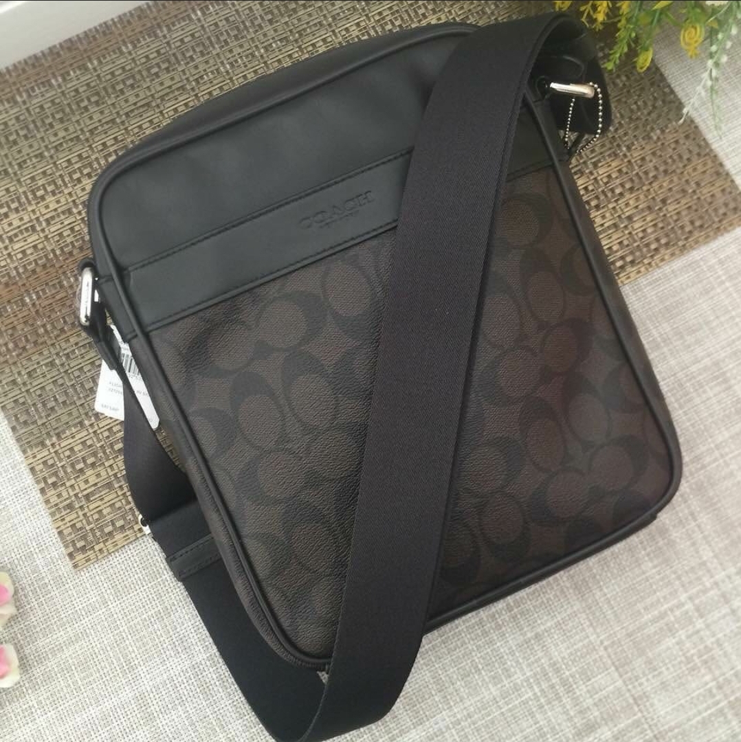 F54788 Coach Mens Crossbody Bag Charles Flight Bag in Signature Coated