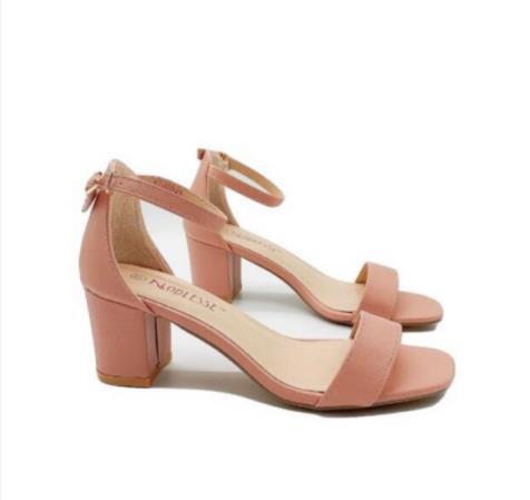 block heels 2.5 inch