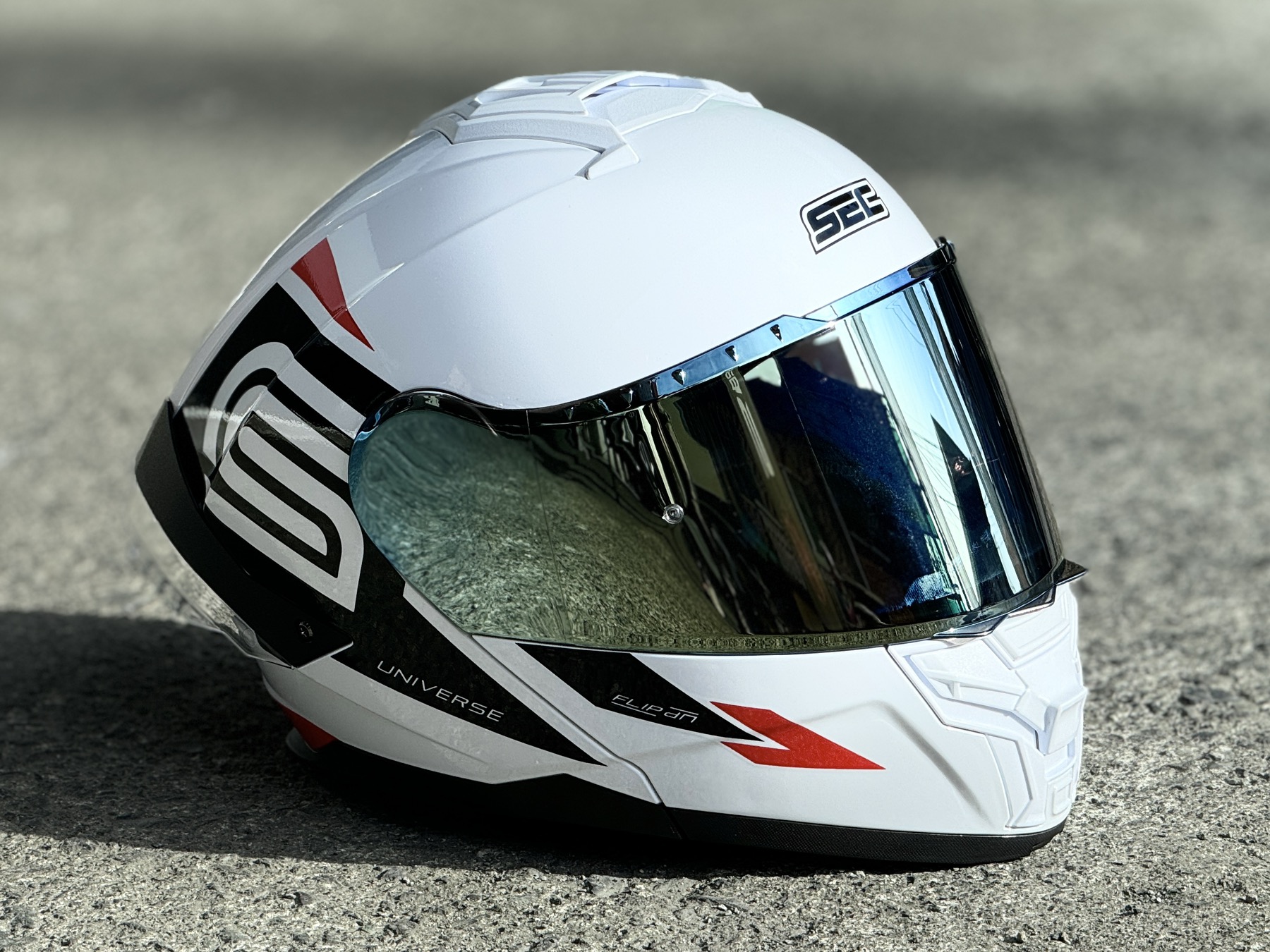 sec-universe-modular-dual-visor-helmet-with-free-extra-clear-visor