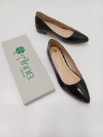 Annel/Azalea Amalia in Black - 1 inch heel closed shoes Soft Patent
