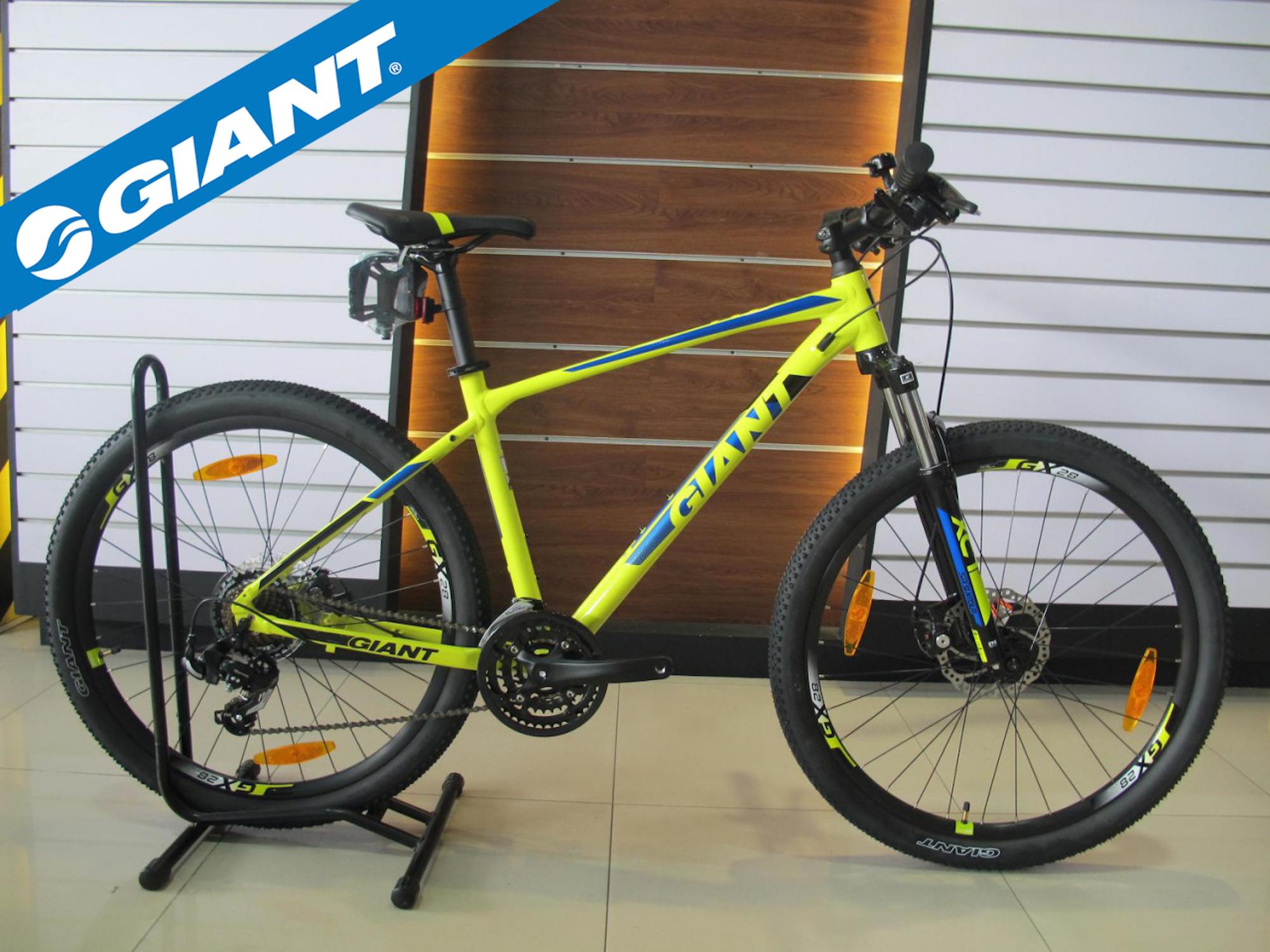 BRAND NEW AUTHENTIC GIANT ATX ?2 2018 (27.5) Mountain Bike MTB