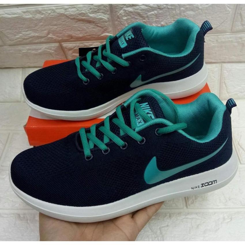 Running Shoes #1 August 2018 - 4 Running Shoes #1 - 4