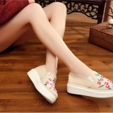Veowalk Floral Embroidered Women Canvas Slip-ons Platforms Shoes Beige - Intl September 2018 - 5 Veowalk Floral Embroidered Women Canvas Slip-ons Platforms Shoes Beige - intl - 5