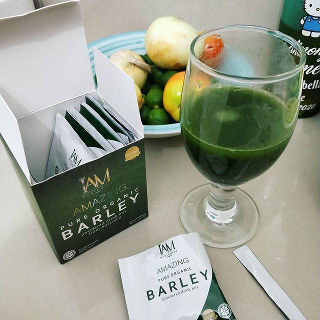 IAM Amazing Pure Organic Barley Powdered Drink Mix 3g x 10 Sachets