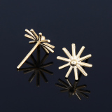 The Sun Descended Mature Elegant Women Snowflake Gold Earrings - Intl August 2018 - 2 The Sun Descended Mature Elegant Women Snowflake Gold Earrings - Intl - 2