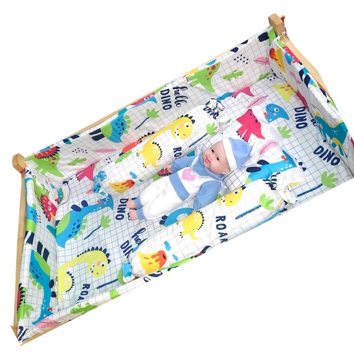 WOODEN CRIB 22X36 PLAIN DROPSIDE ADJUSTABLE AND FOLDABLE VARNISHED