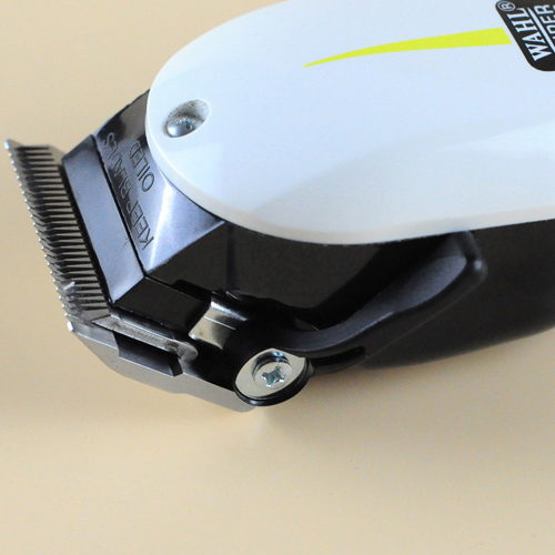 2021 new Wahl Professional Hair Clipper 8466 Full Power Vibrator Clipper ready stock Blades