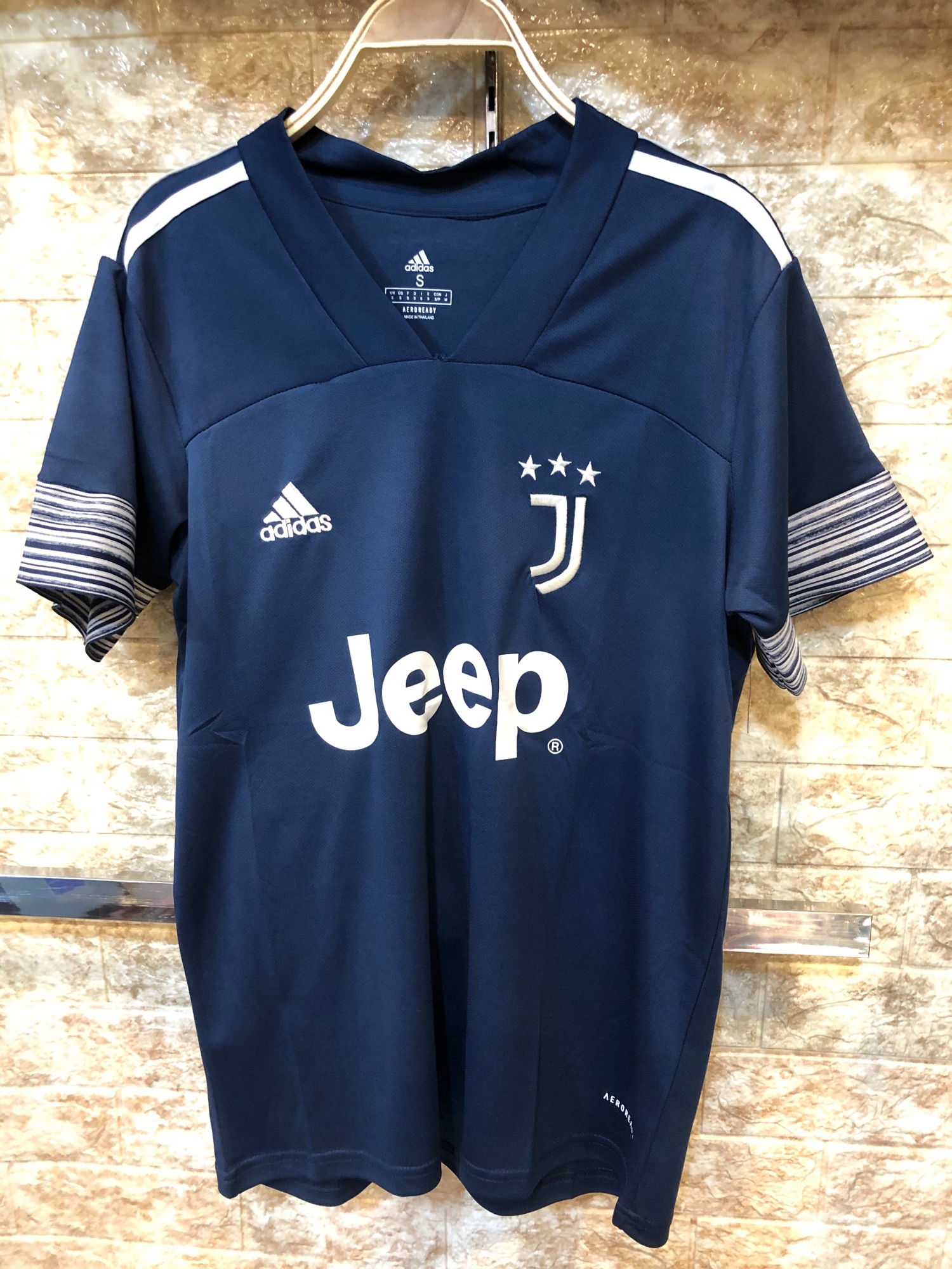 Football shirt jeep blue review and price