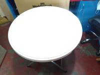 Foldable Round Table ONHAND