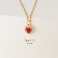TBK 18K Gold Cubic Zirconia Heart Pendant Necklace Accessories for Women 146N