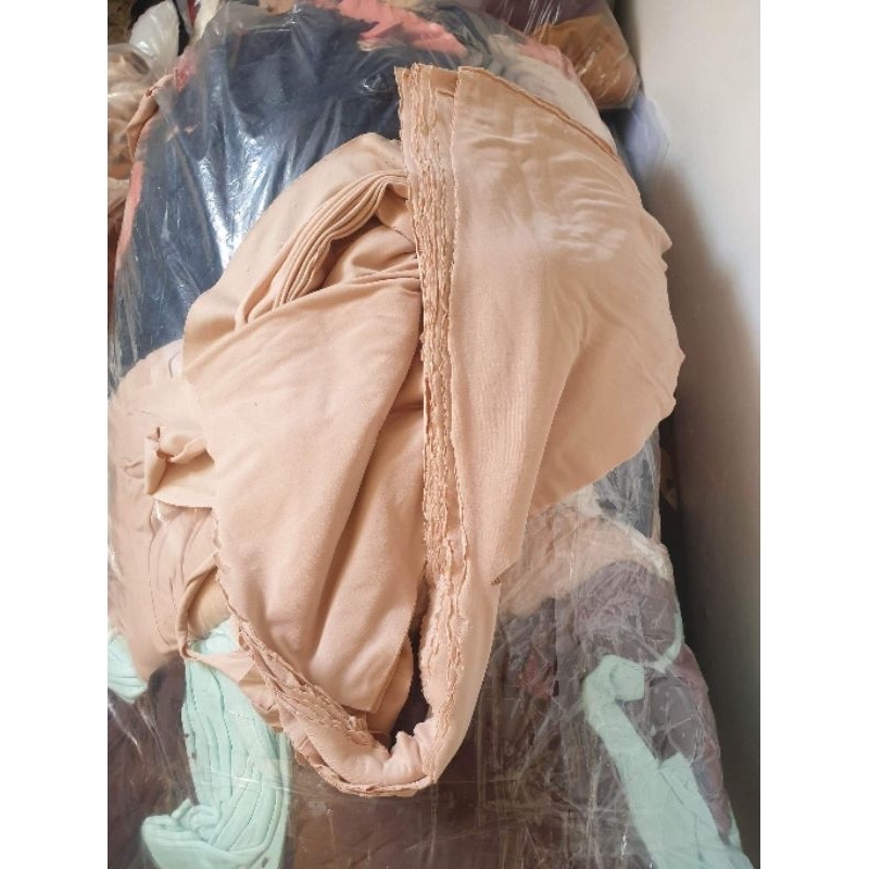 PINAKA MURA NA RETASO SCRAP FABRIC FOR RUGS SCRUNCHES PANG GAWA NG BASAHAN SCRUNCHIES FABRIC