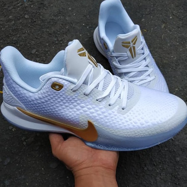 mamba white shoes