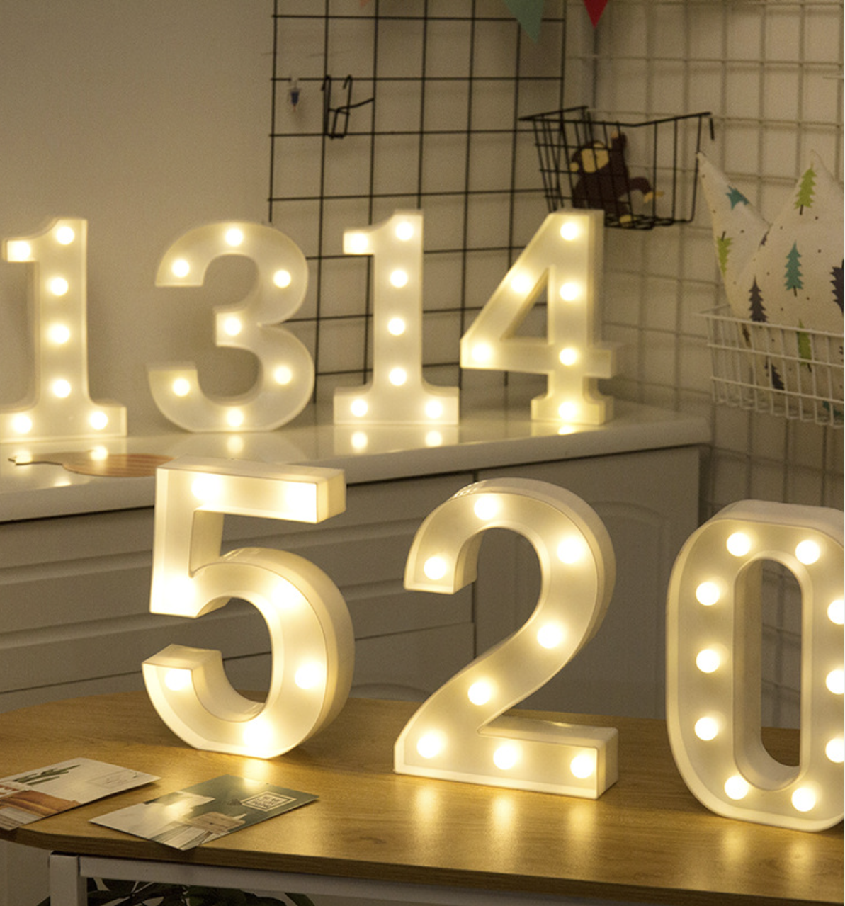 Decorative Led Light Up Number Letters White Plastic Marquee Number Lights Sign Party (0 - 9)