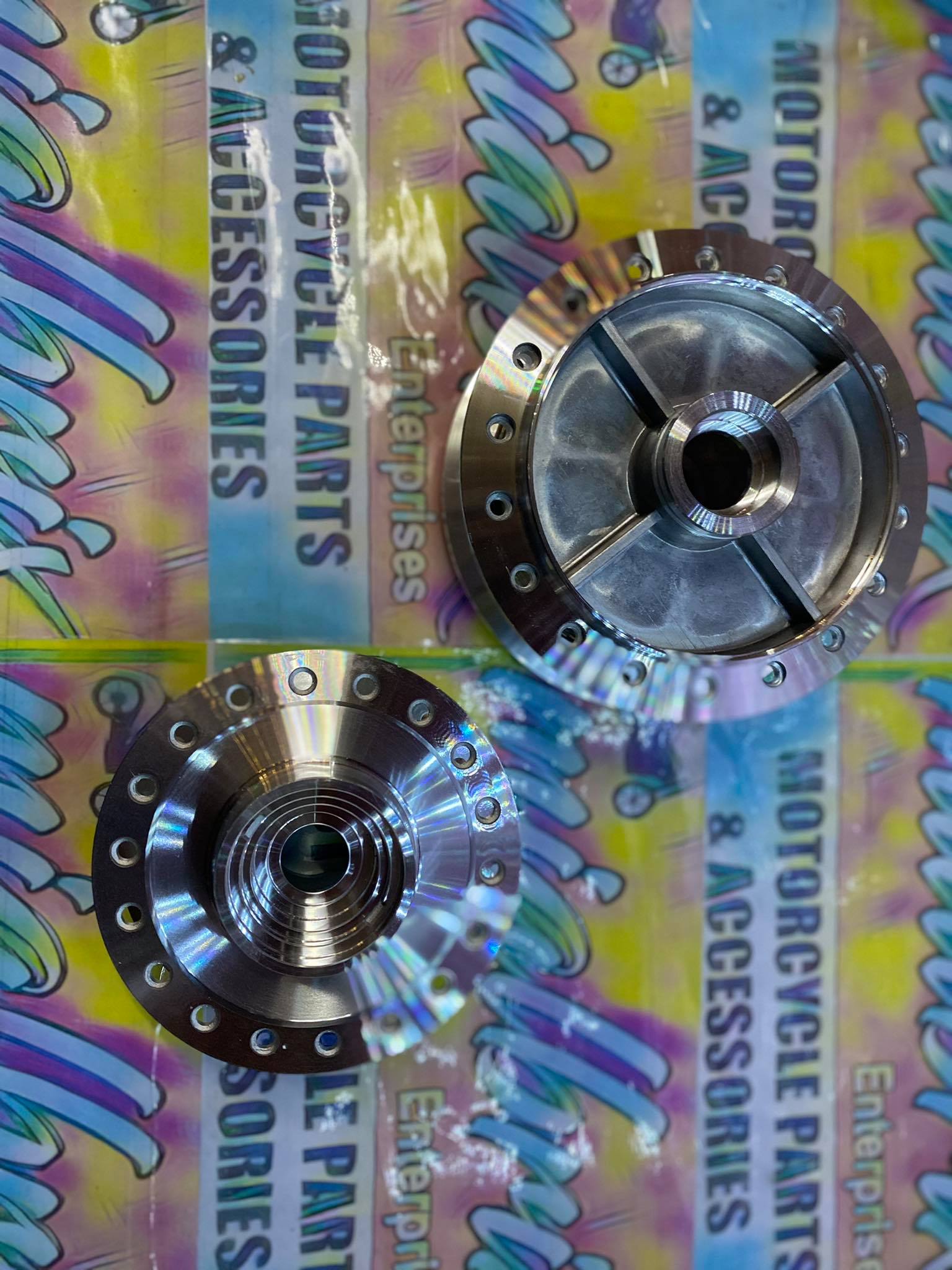 XRM FRONT AND REAR HUB (ALLOY) review and price