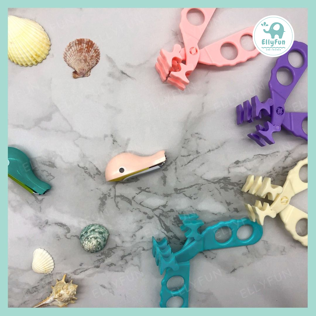 ELLYFUN Baby Food Cutter Fruit and Vegetable Scissors Shear Food