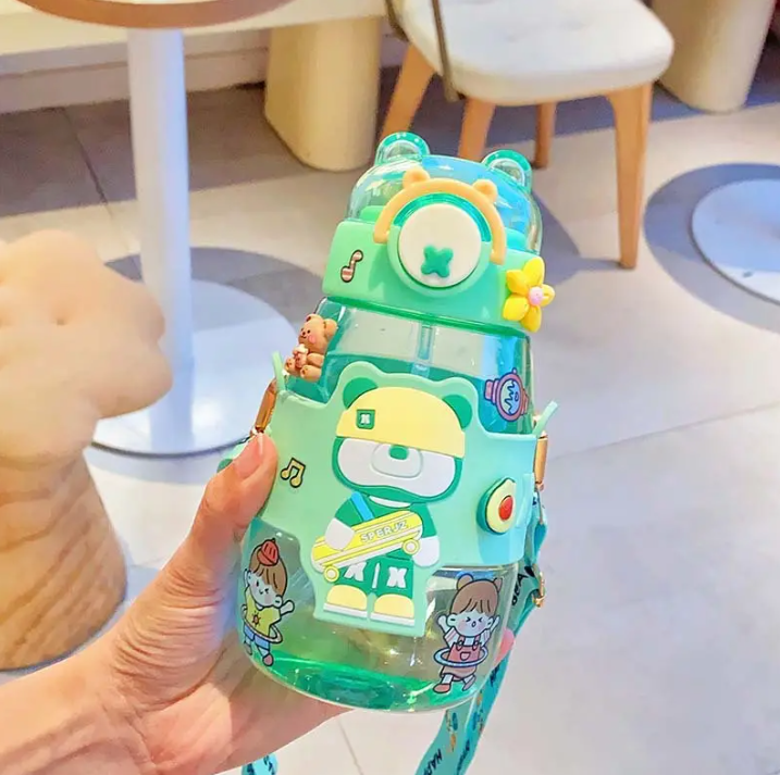 City Goods 680ml Transparent Plastic Kids Sipper with Silicone Character Sleeves and Strap
