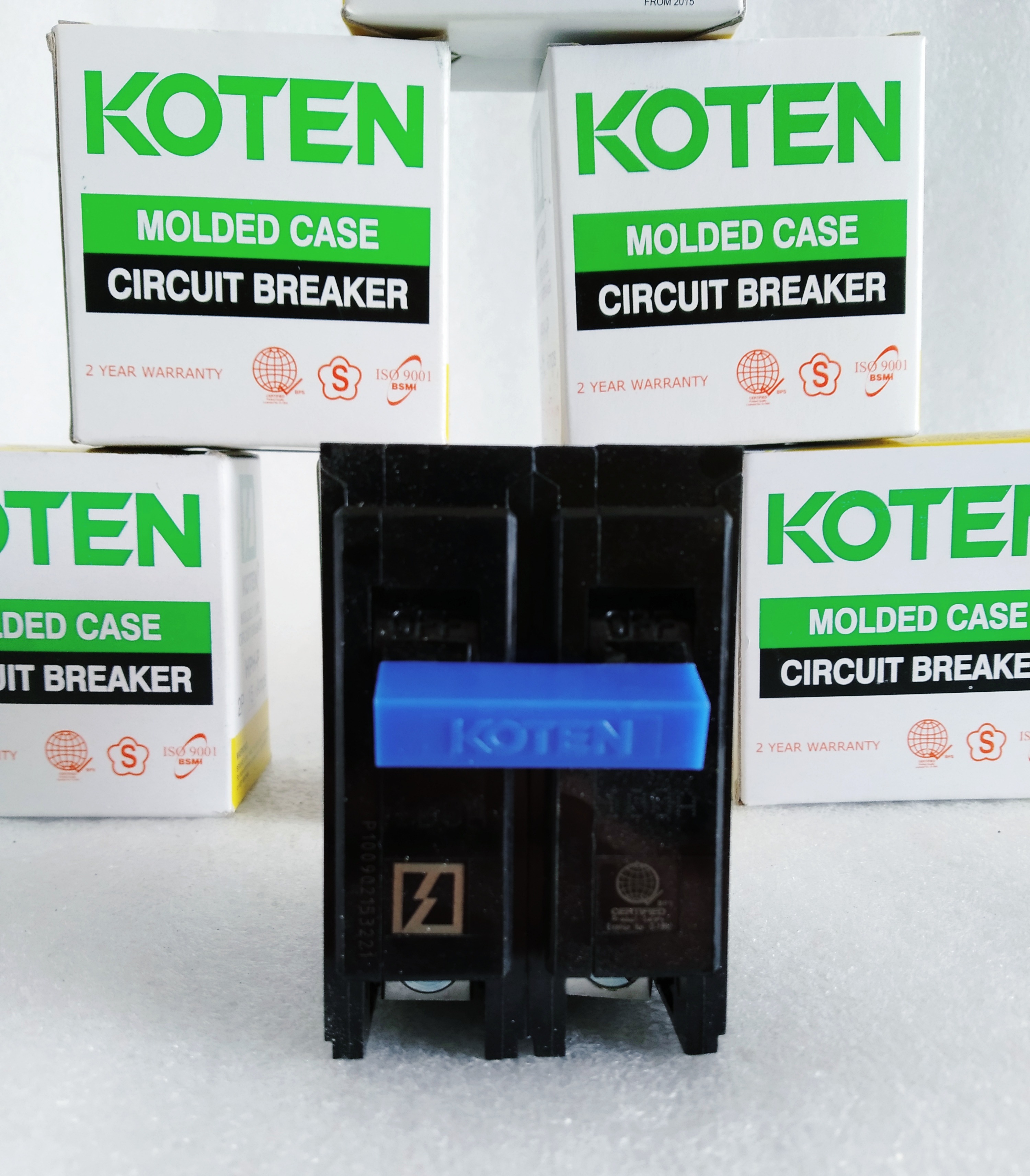 KOTEN MOLDED CASE CIRCUIT BREAKER HPHP PLUG IN 30 AMPS review and price