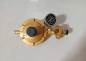 LPG Regulator with Gauge and Safety Pin  Big